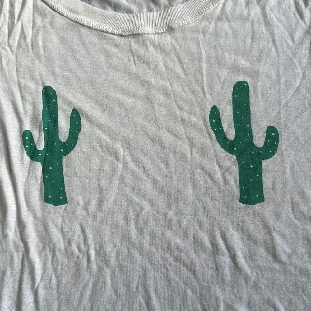 Cactus Tee 🌵 - Picture 2 of 5